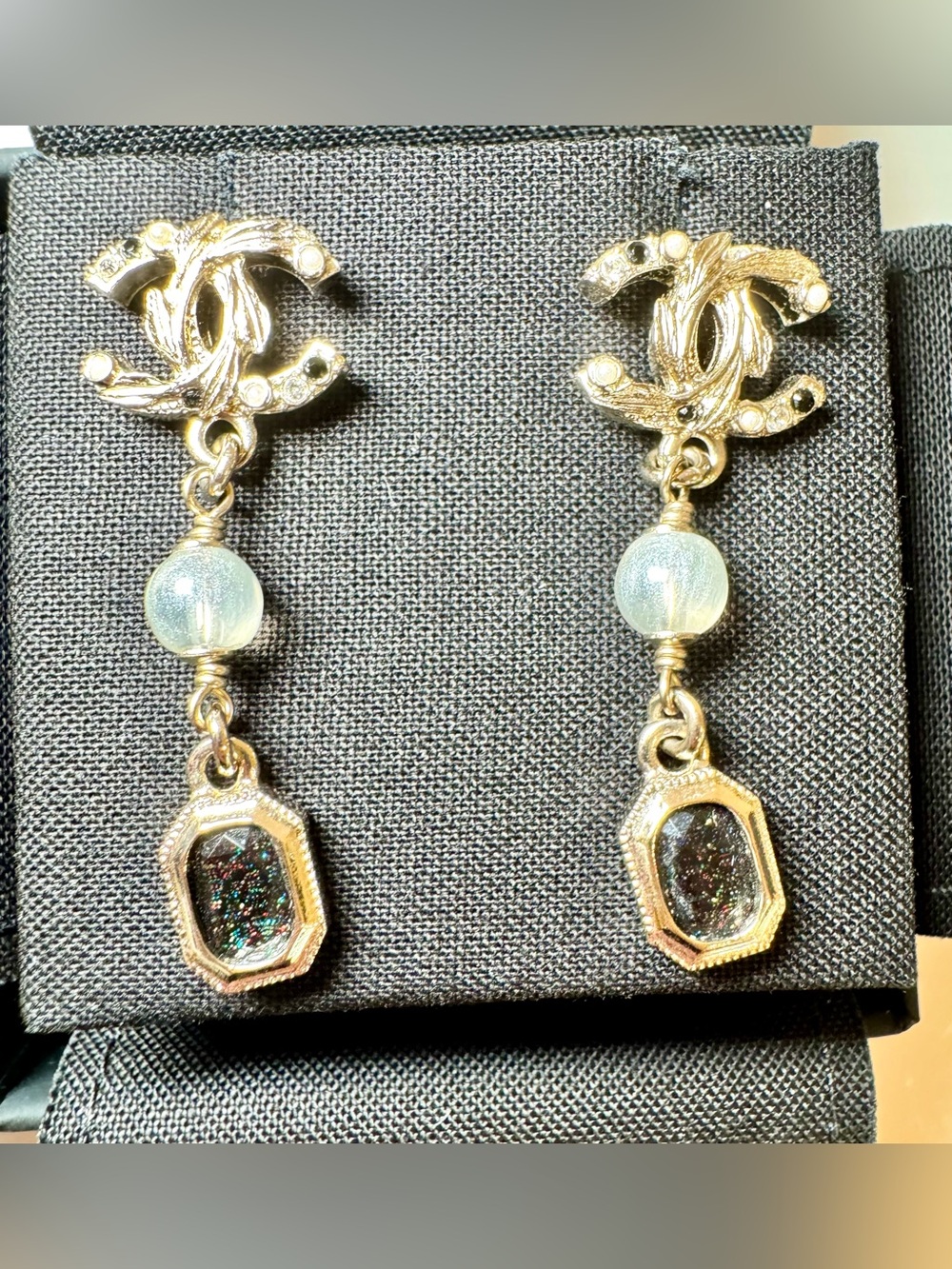 Chanel CC Logo Pearl, Crystal, and Gem Drop Earrings W Box - Picture 6 of 11